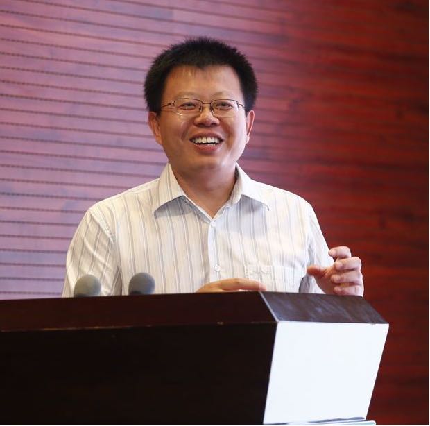 中国玩球官方网创新论坛第九百八十九讲暨校庆118周年学术讲座：后摩尔时代微电子新器件--如何选择科研题目并取得成功