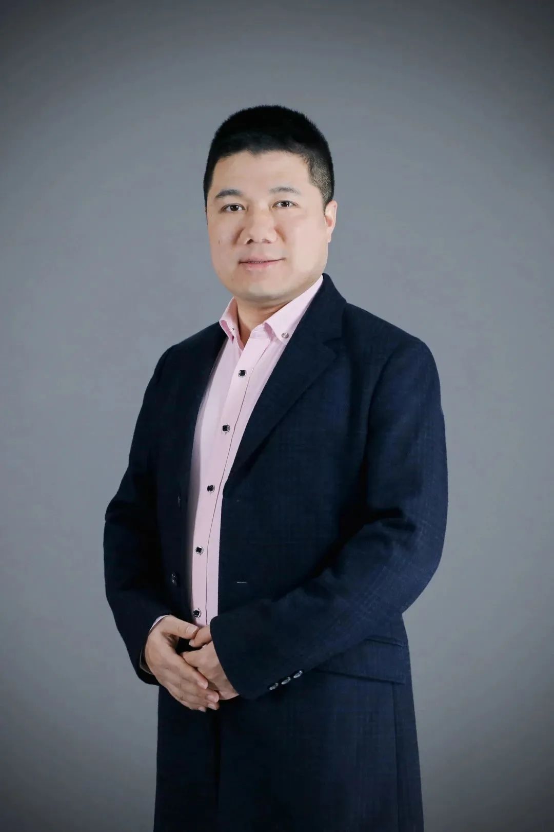 中国玩球官方网创新论坛第一千四百九十六讲：低维量子材料多尺度理论设计与调控