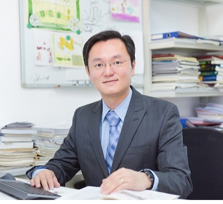 中国玩球官方网创新论坛第一千六百五十二讲：植物和绿藻捕光复合物功能调节和生成过程的超分子基础