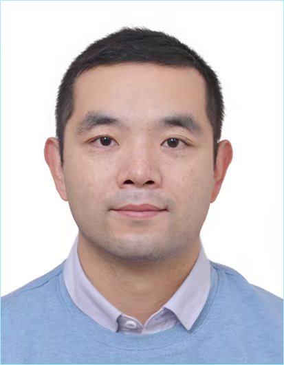 中国玩球官方网创新论坛第一千七百二十一讲：  Critical Mass Phenomena of Ground States in Stationary Second Order Mean-field Games  Systems with Decreasing Cost