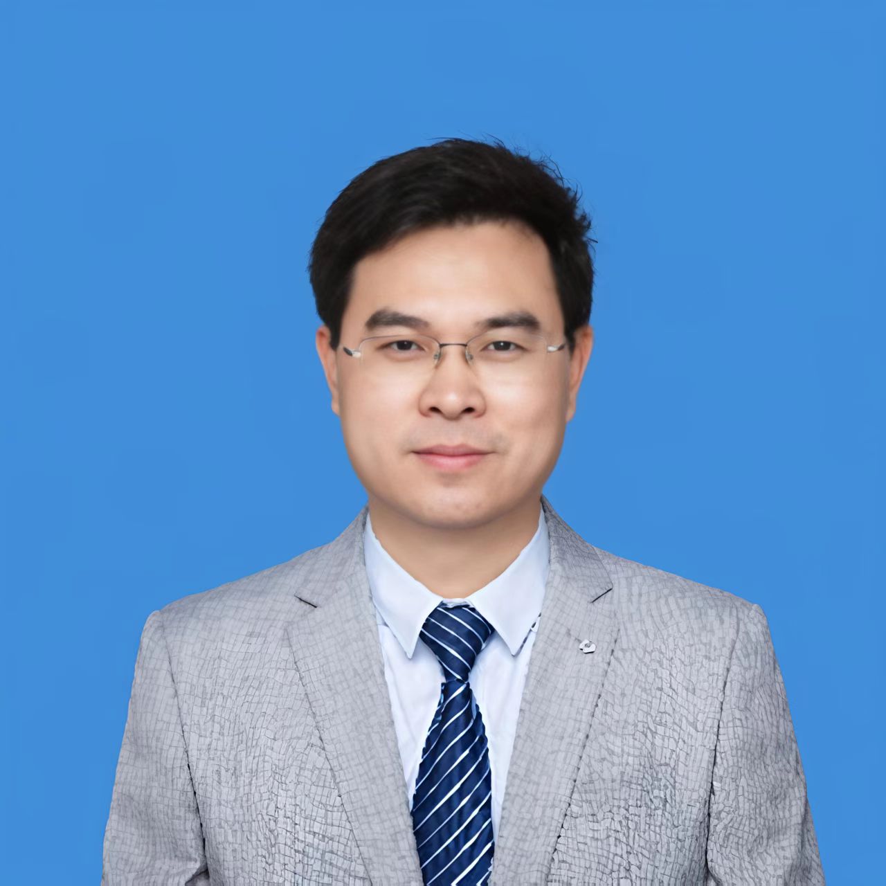 中国玩球官方网创新论坛第一千九百六十三讲：Emergent universal physics in  far-from-equilibrium dynamics:  when interaction meets topology and transport