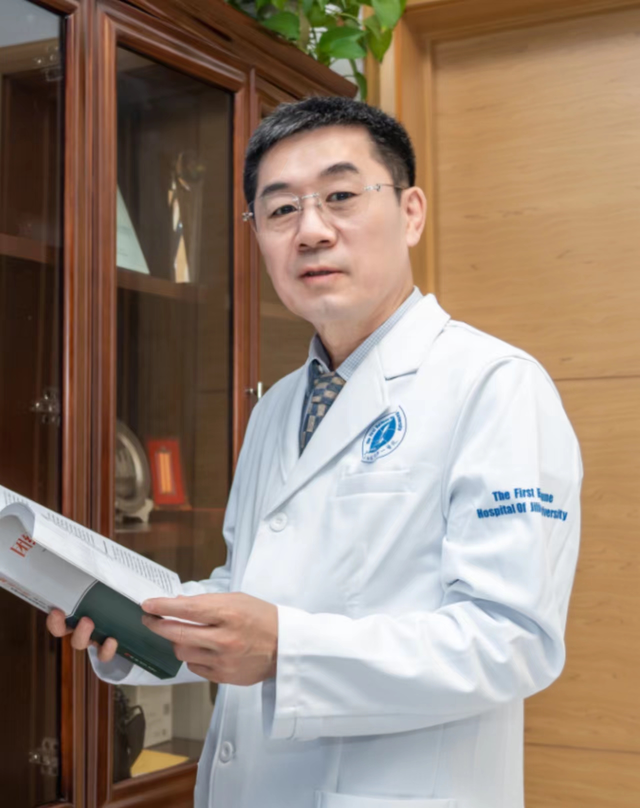 中国玩球官方网创新论坛第一千五百一十一讲：GE Pigs: Biomedical Models and Beyond