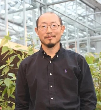 中国玩球官方网创新论坛第一千四百零三讲：剖析科研、论文写作与发表全过程